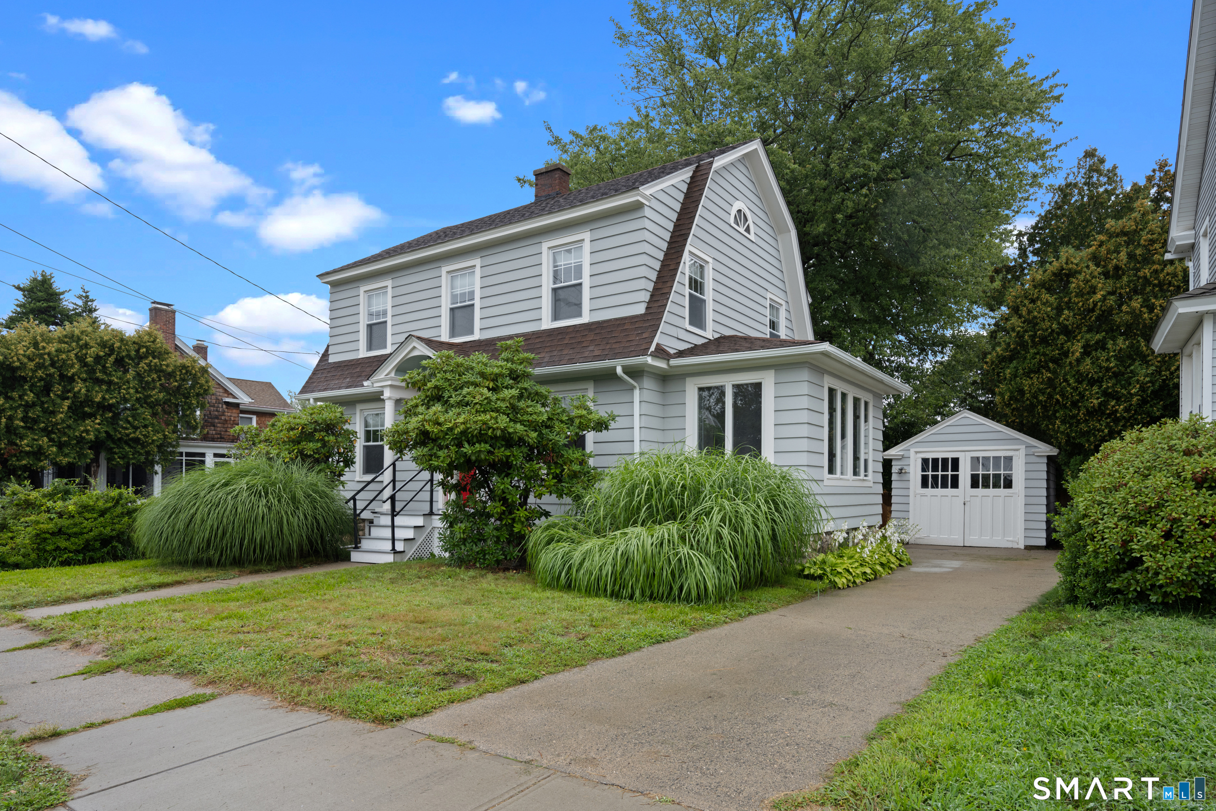 556 Ocean Avenue New London CT 06320