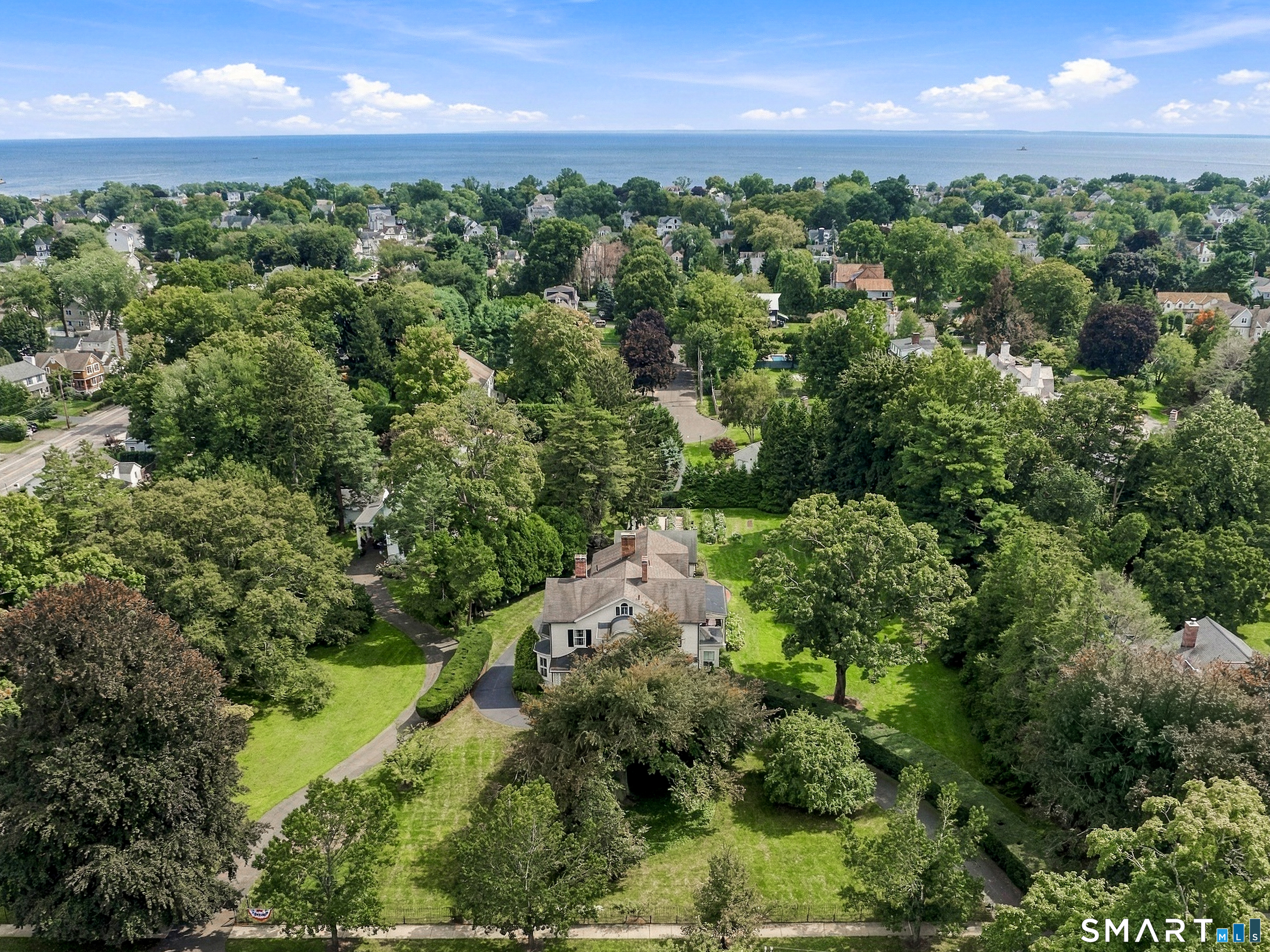 415 Old Post Road Fairfield CT 06824
