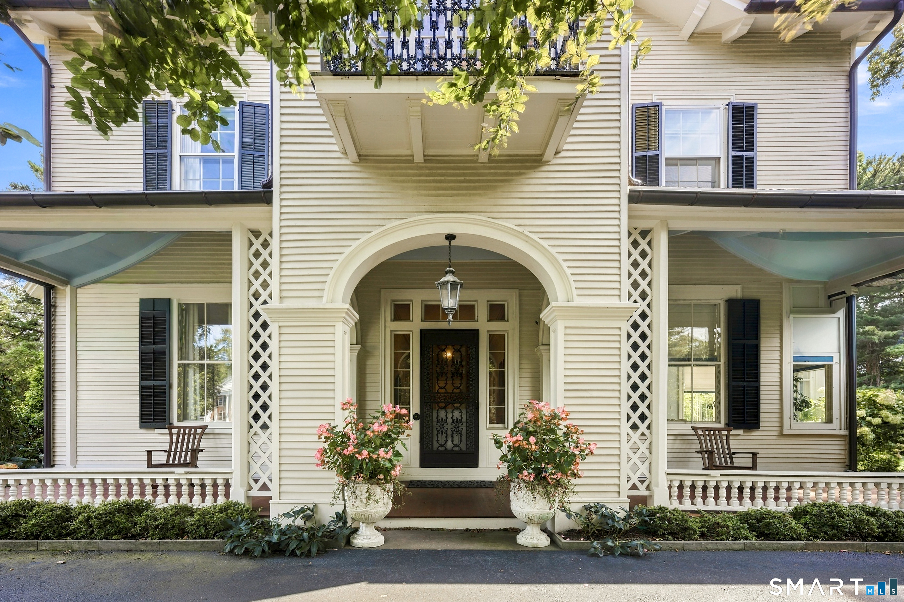 415 Old Post Road Fairfield CT 06824
