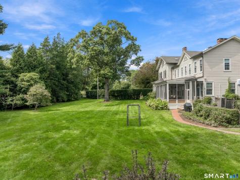 415 Old Post Road Fairfield CT 06824