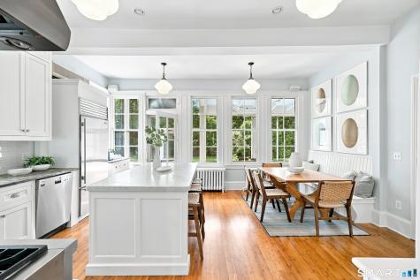 415 Old Post Road Fairfield CT 06824