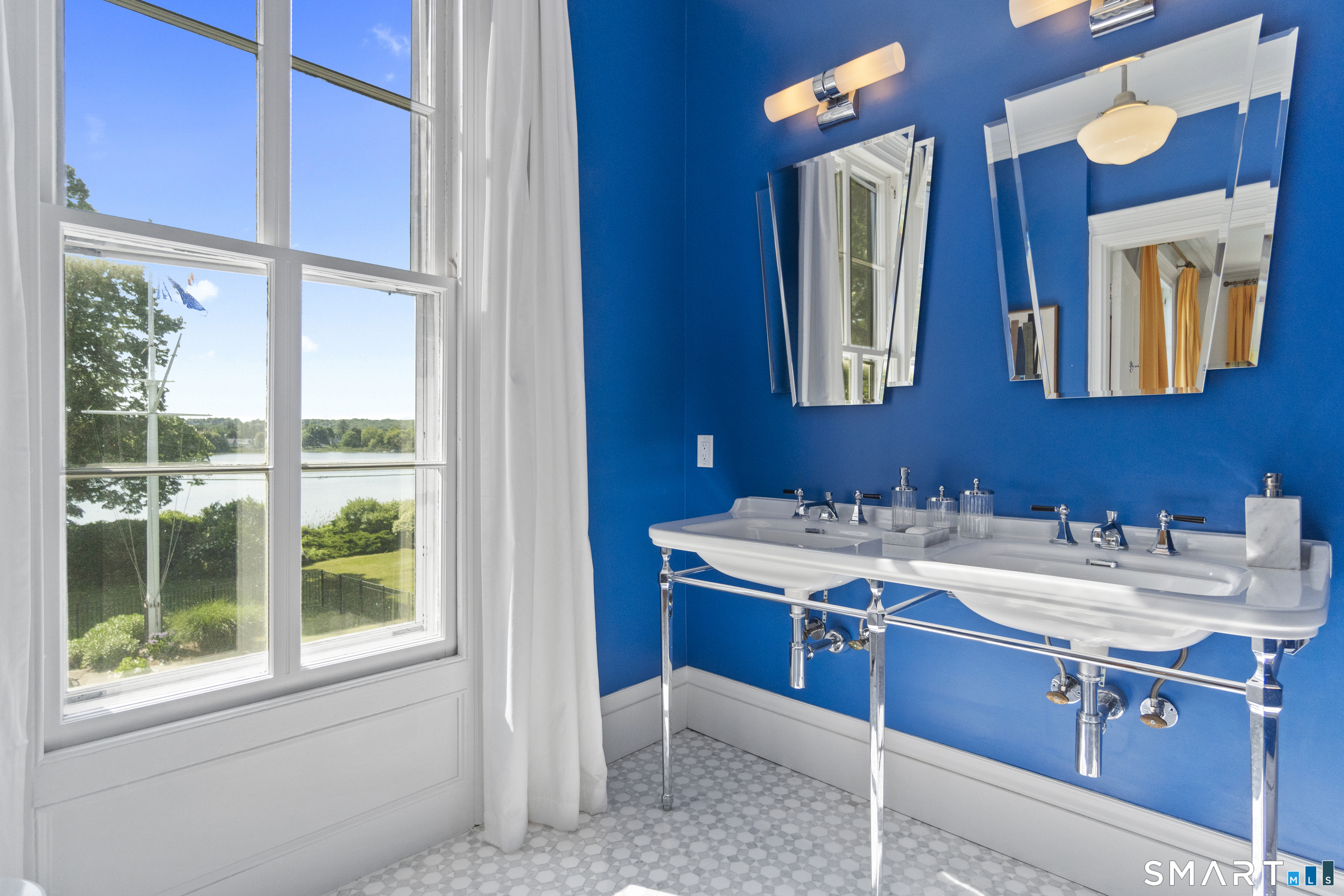 259 North Main Street Stonington CT 06378