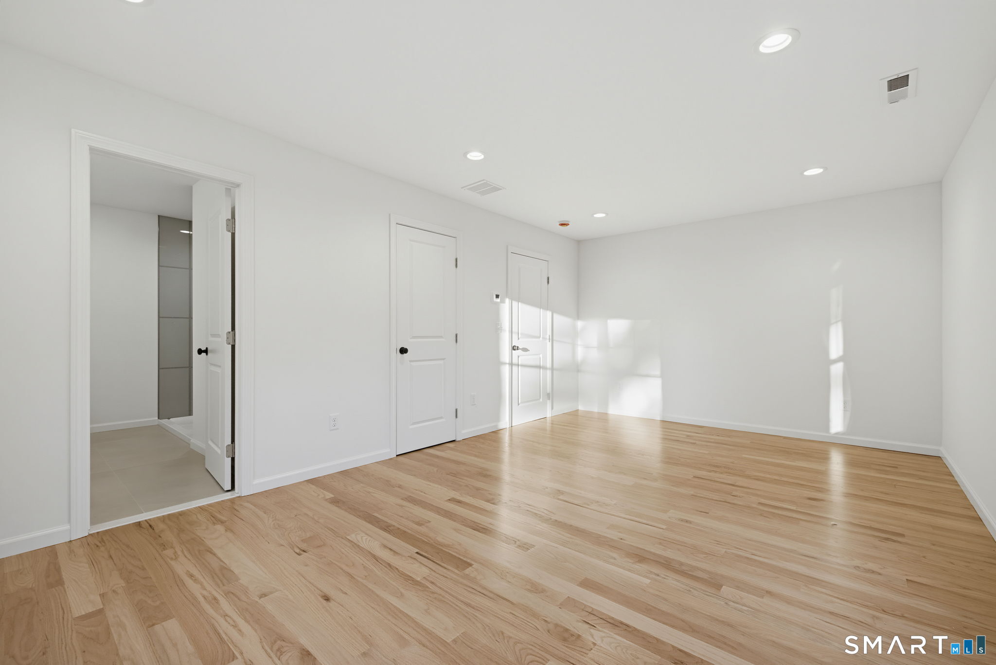 45 Beleden Gardens Drive Bristol CT 06010
