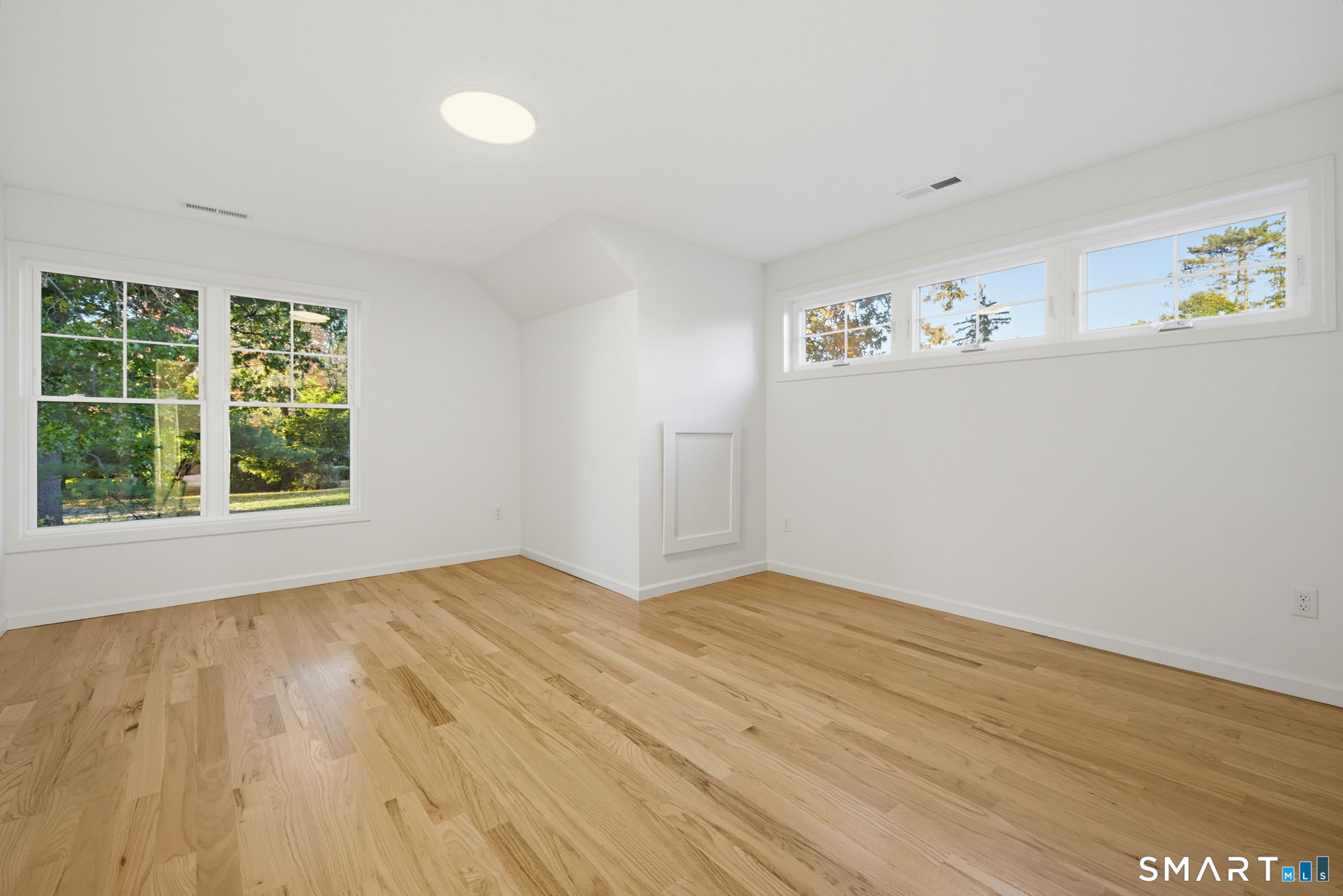 45 Beleden Gardens Drive Bristol CT 06010