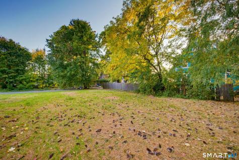 45 Beleden Gardens Drive Bristol CT 06010