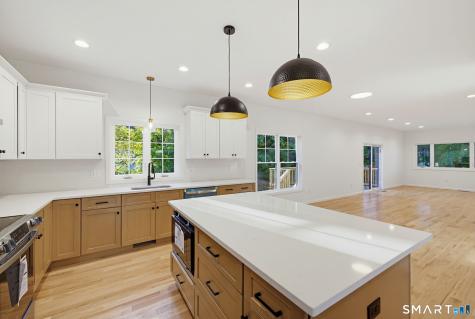 45 Beleden Gardens Drive Bristol CT 06010