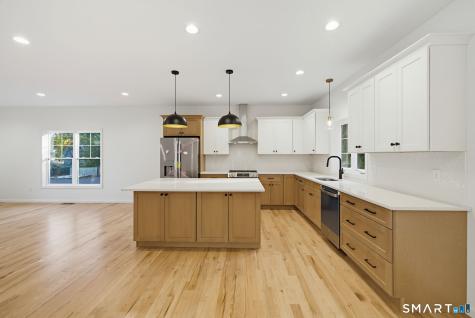 45 Beleden Gardens Drive Bristol CT 06010