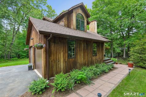 31 Cortland Drive New Milford CT 06776