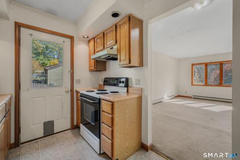18 Ledgeland Drive Groton CT 06355