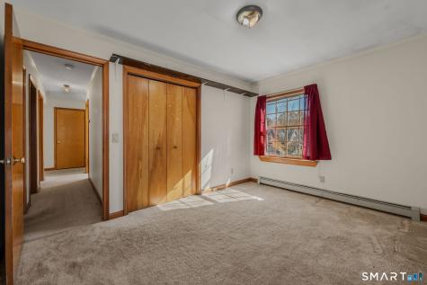 18 Ledgeland Drive Groton CT 06355