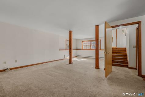 18 Ledgeland Drive Groton CT 06355
