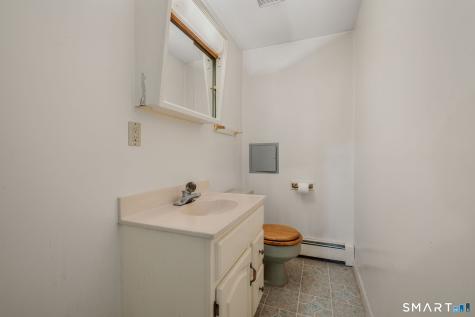 18 Ledgeland Drive Groton CT 06355