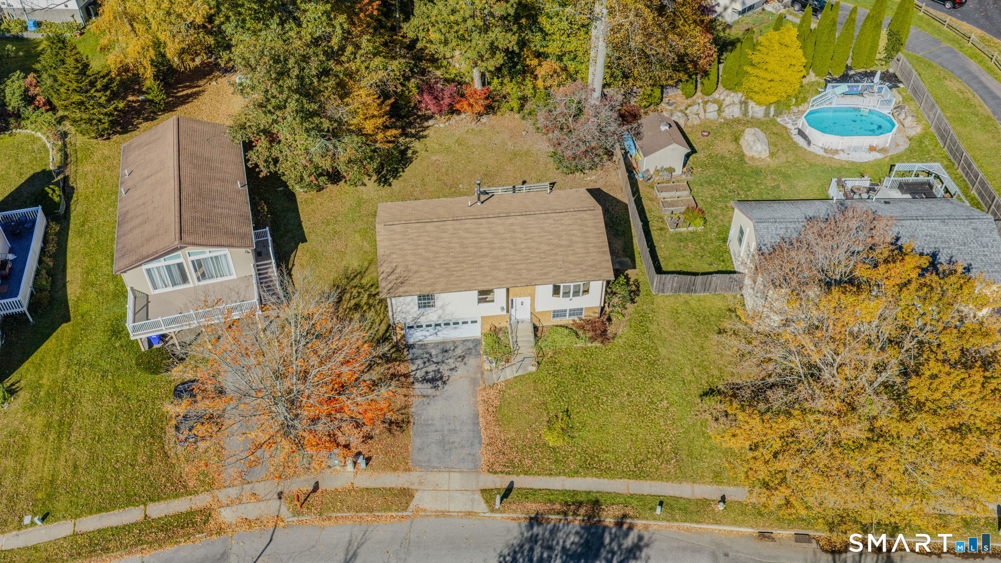 18 Ledgeland Drive Groton CT 06355
