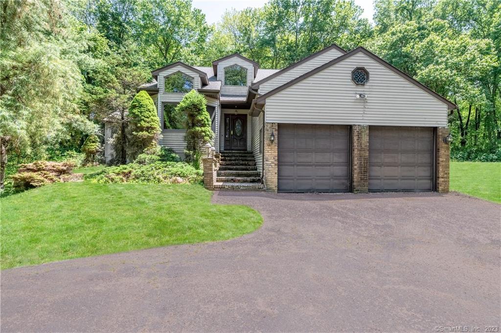 119 Currituck Road Newtown CT 06470