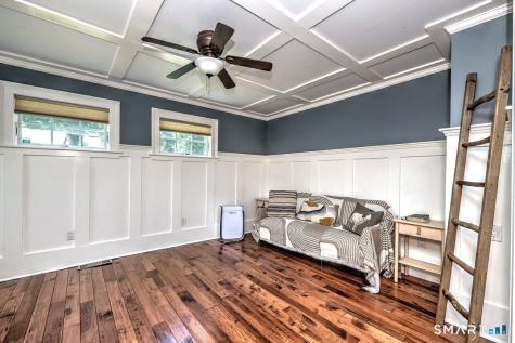 409 Dogburn Lane Orange CT 06477