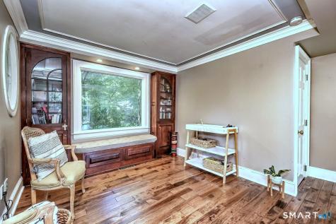 409 Dogburn Lane Orange CT 06477