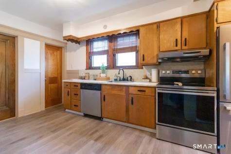 443 Highland Avenue Waterbury CT 06708