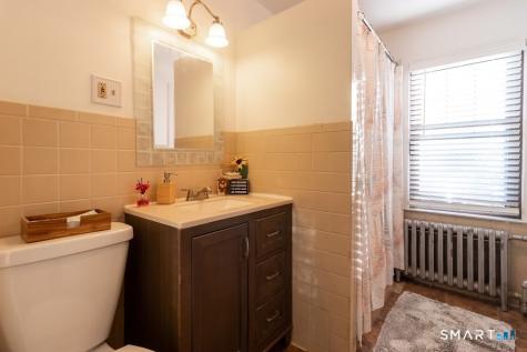443 Highland Avenue Waterbury CT 06708