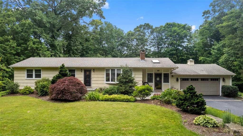 49 Grandview Terrace Essex CT 06426