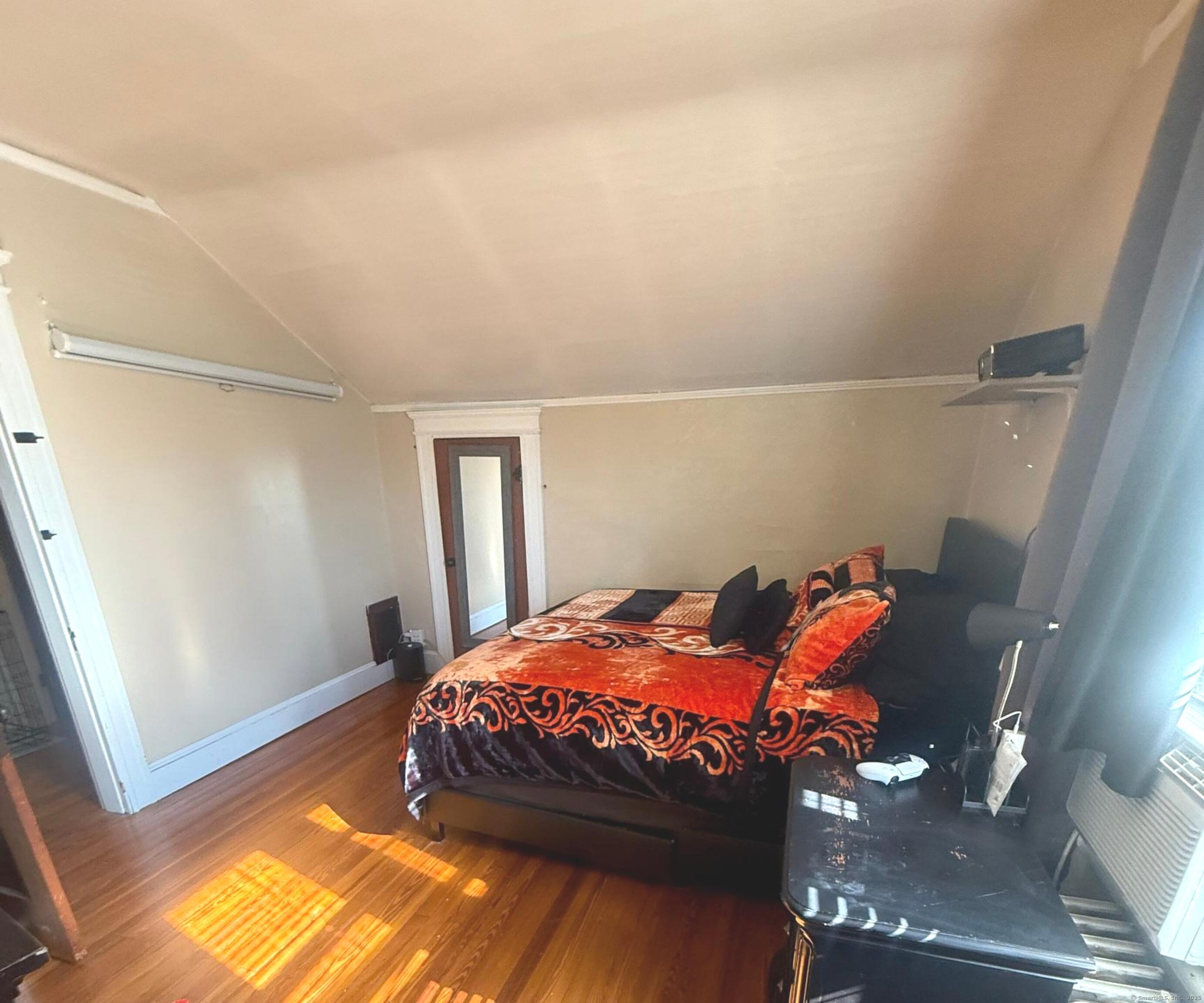 16 Holbrook Court Ansonia CT 06401