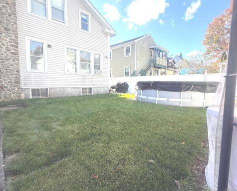 16 Holbrook Court Ansonia CT 06401