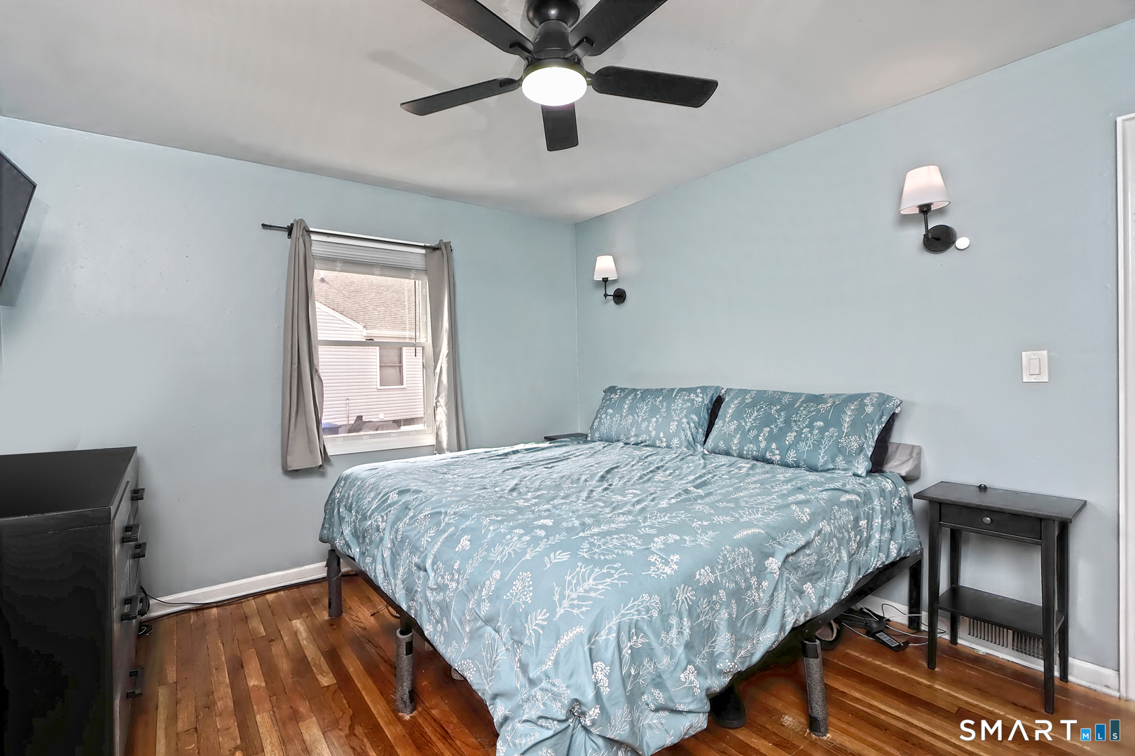 44 Woodvale Road West Haven CT 06516
