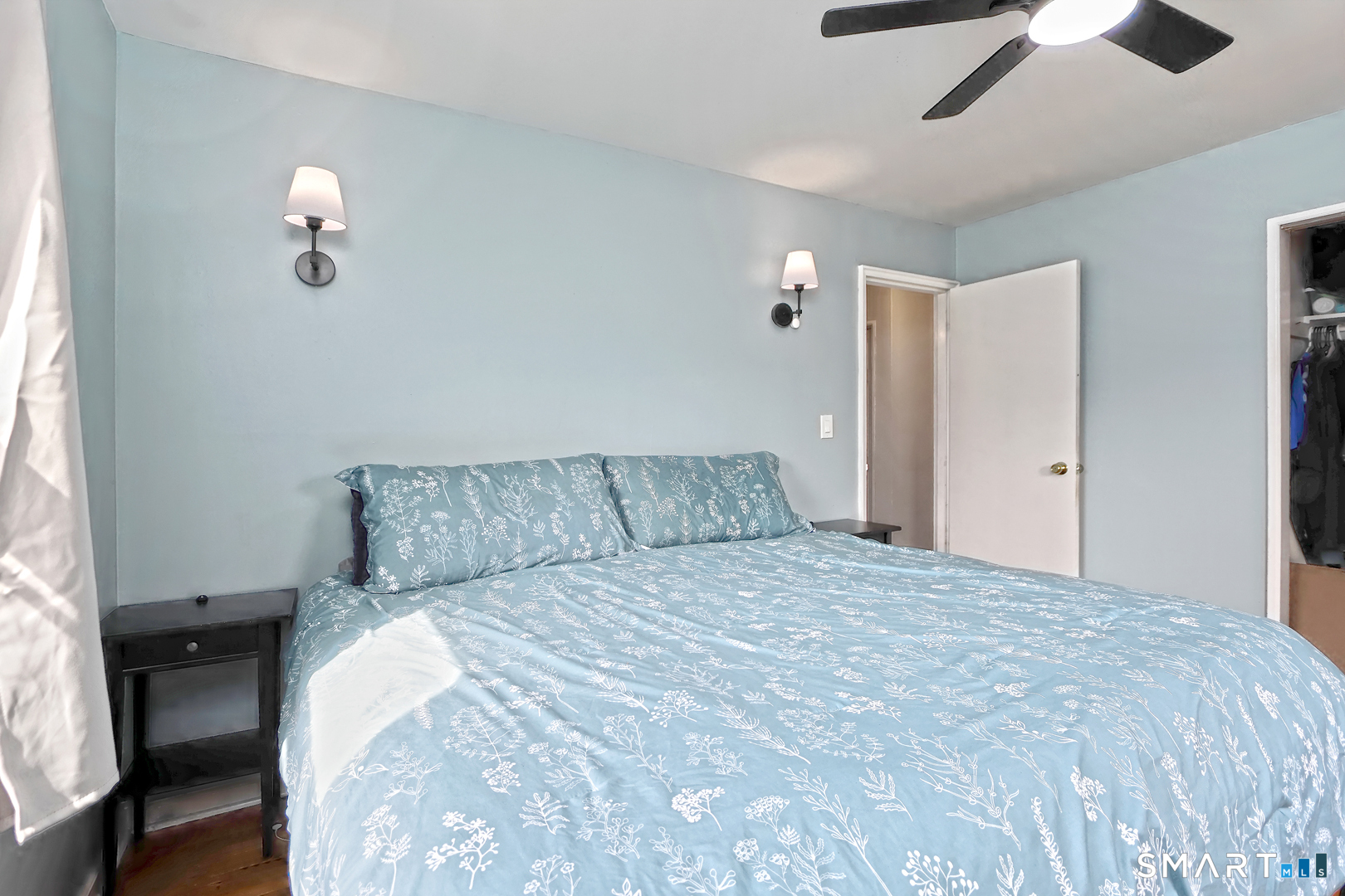 44 Woodvale Road West Haven CT 06516