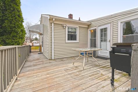 44 Woodvale Road West Haven CT 06516