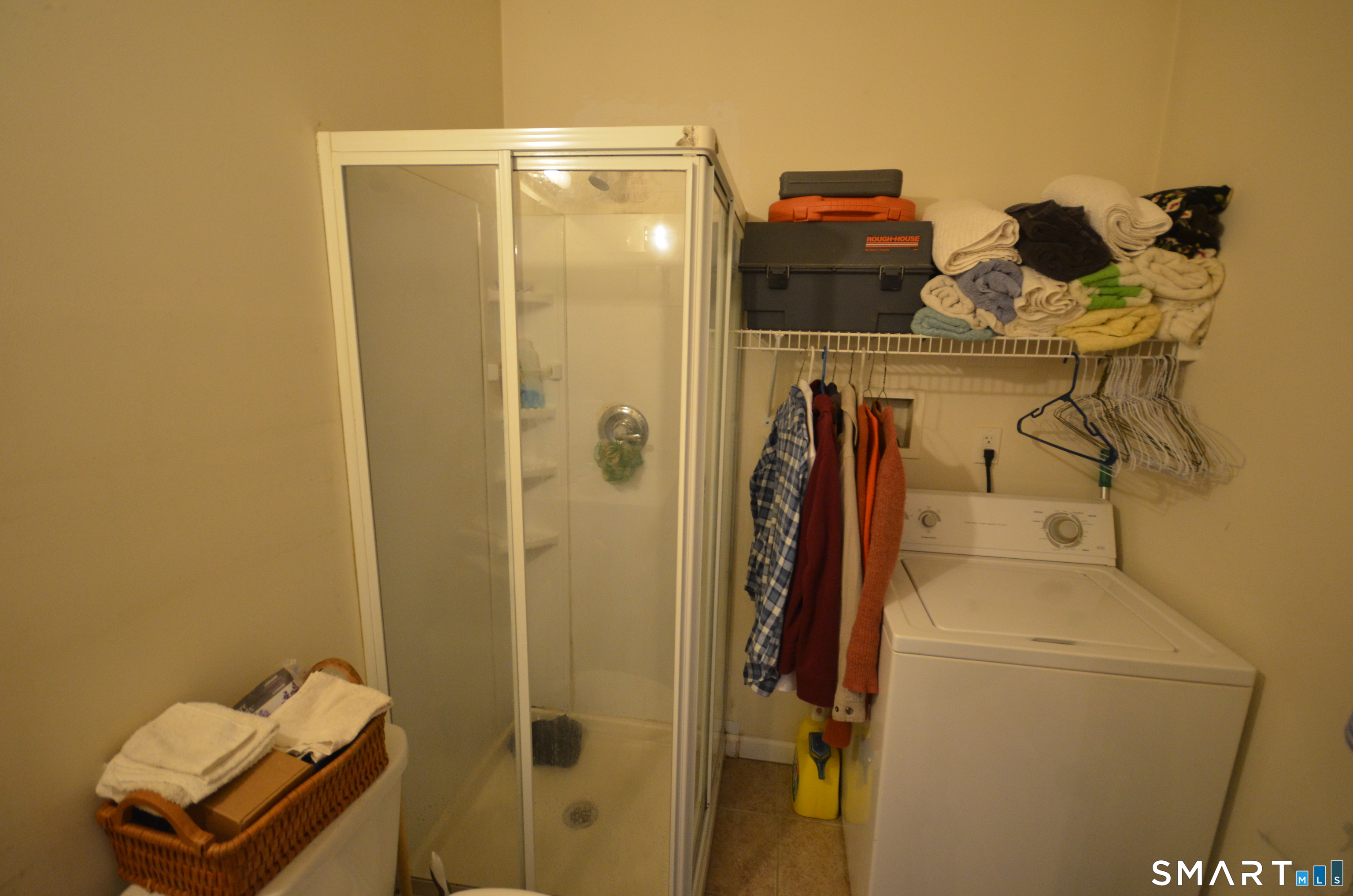 1376 Chopsey Hill Road Bridgeport CT 06606