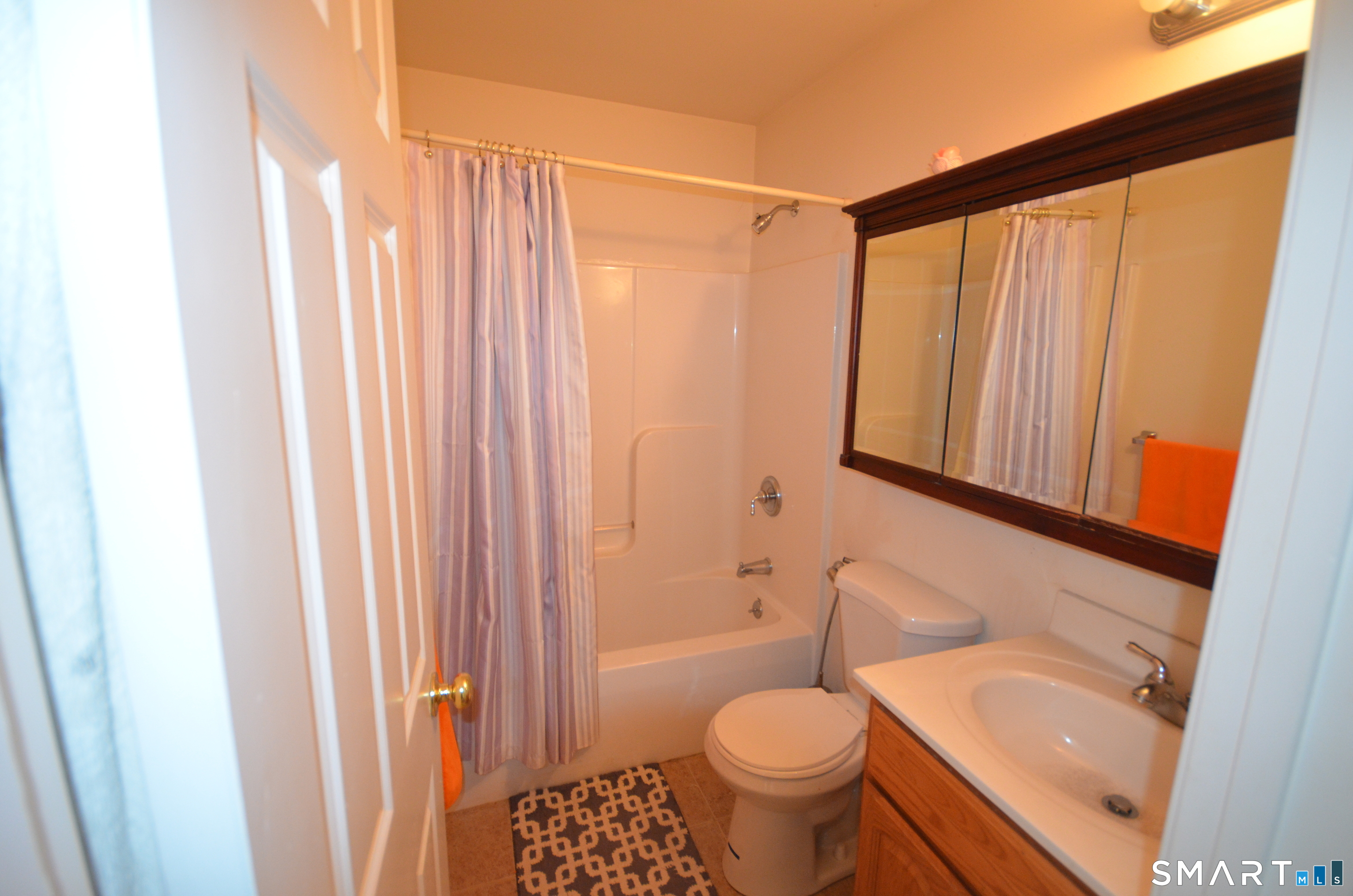 1376 Chopsey Hill Road Bridgeport CT 06606