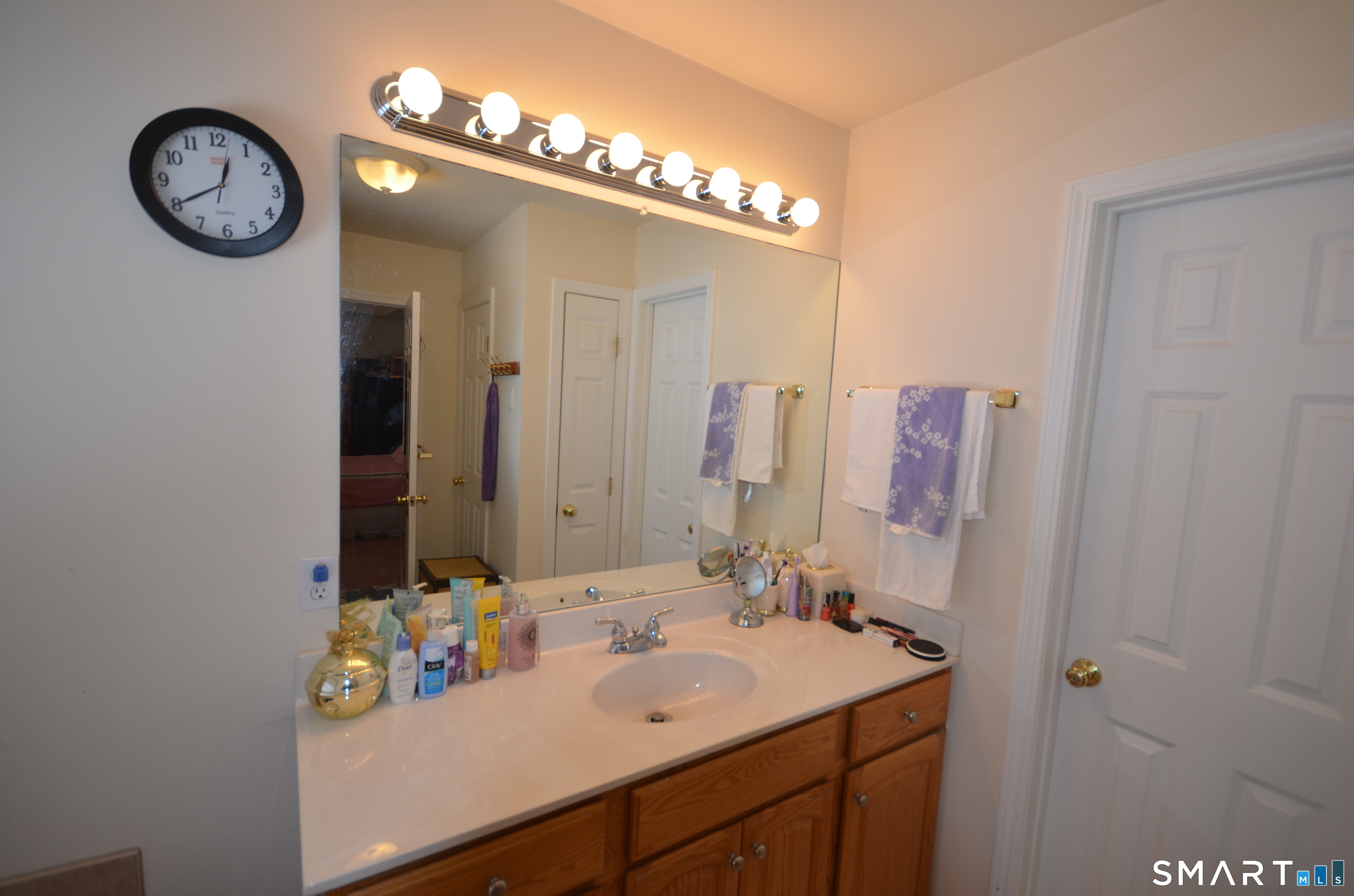 1376 Chopsey Hill Road Bridgeport CT 06606