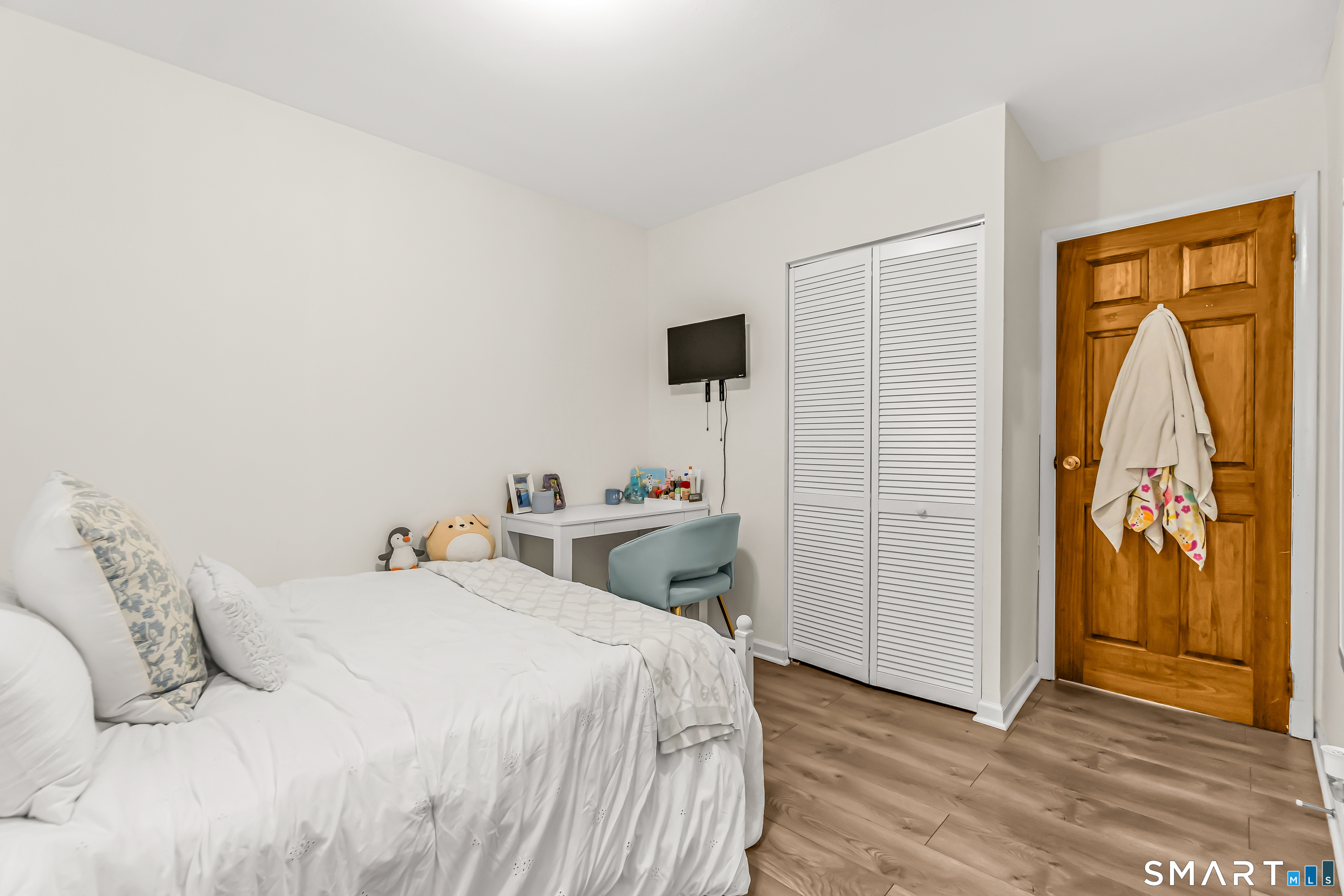 252 Bear Paw Road Bridgeport CT 06606