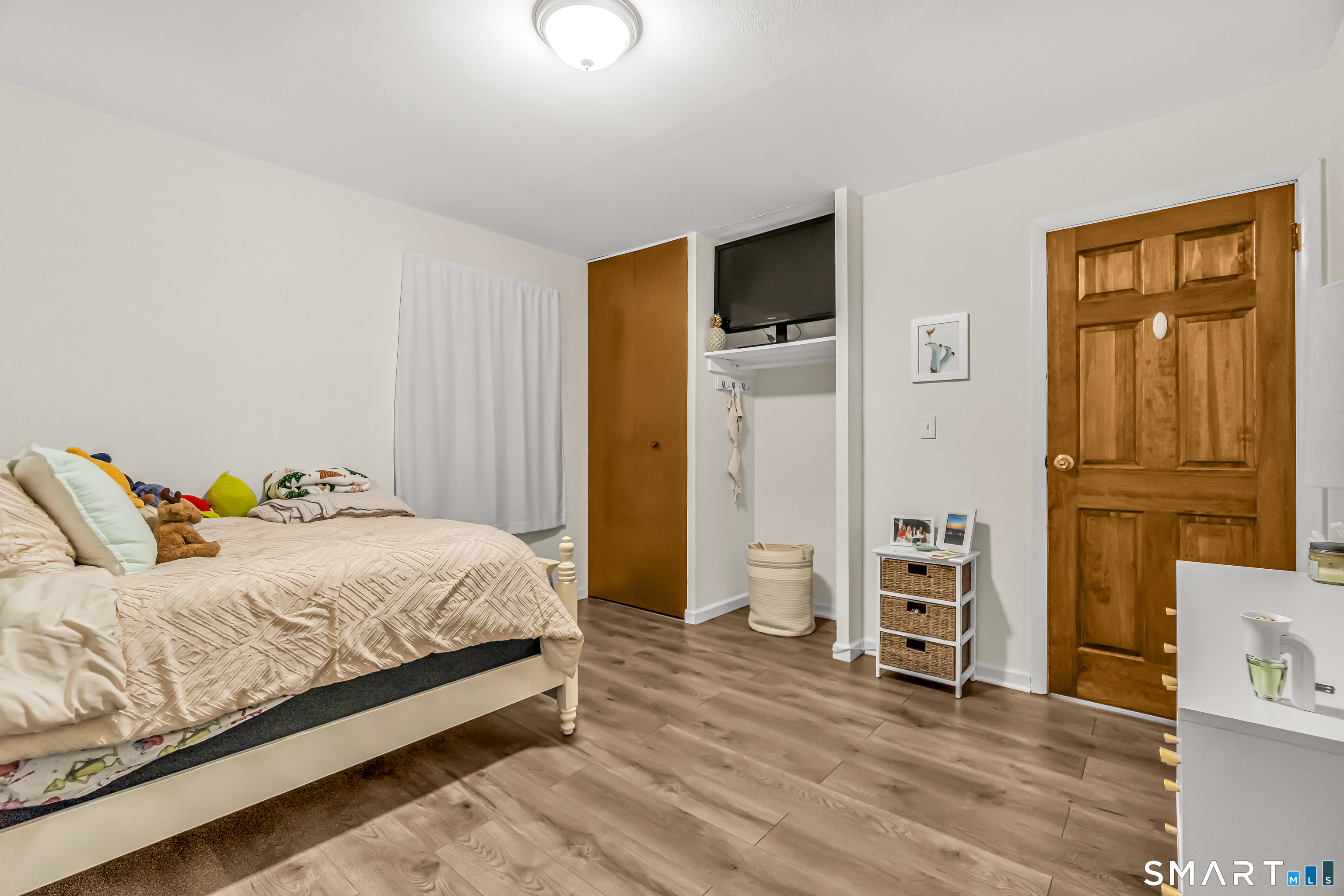 252 Bear Paw Road Bridgeport CT 06606