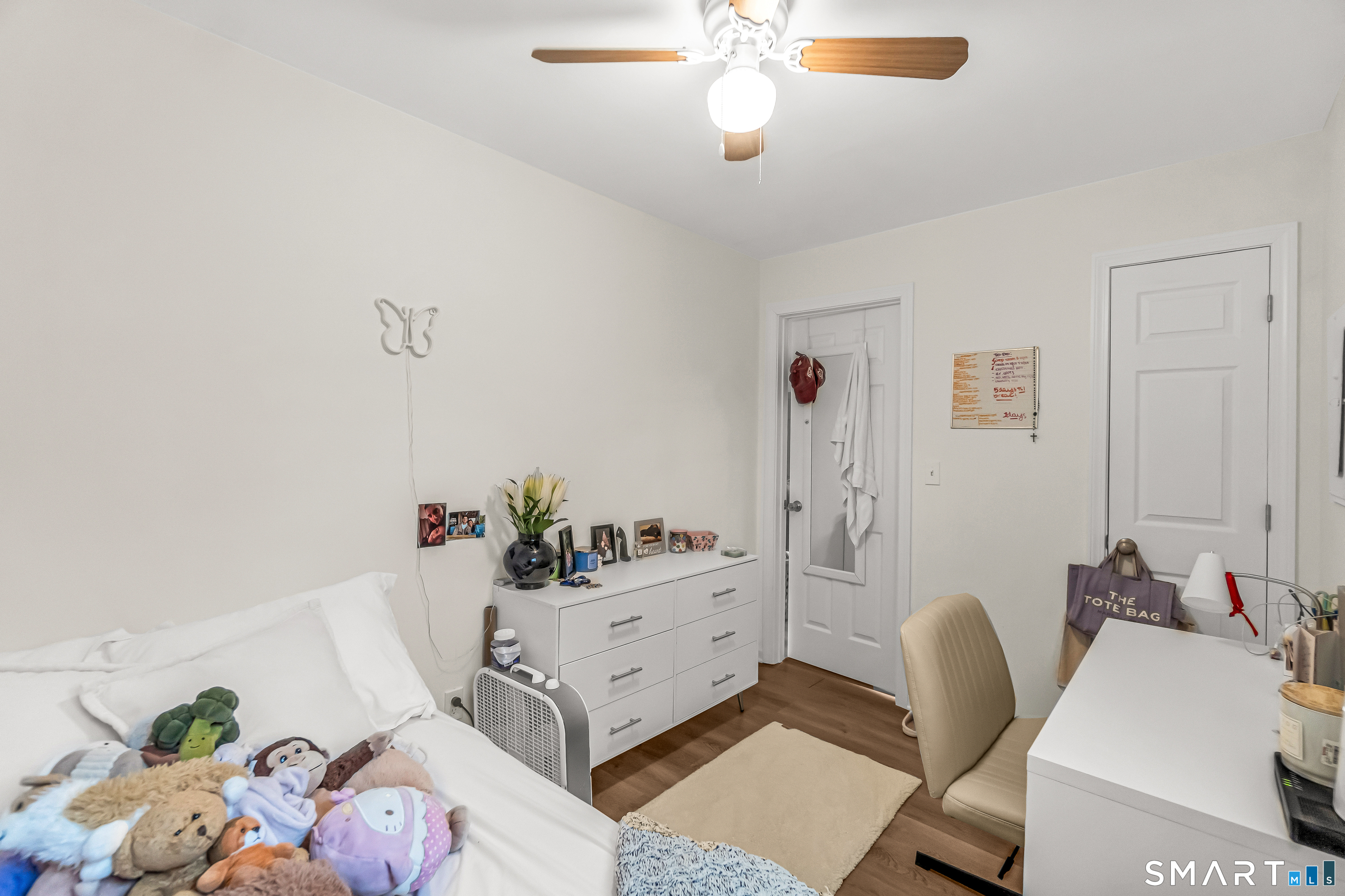 252 Bear Paw Road Bridgeport CT 06606