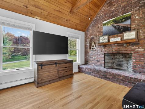 34 Valley Drive Salem CT 06420