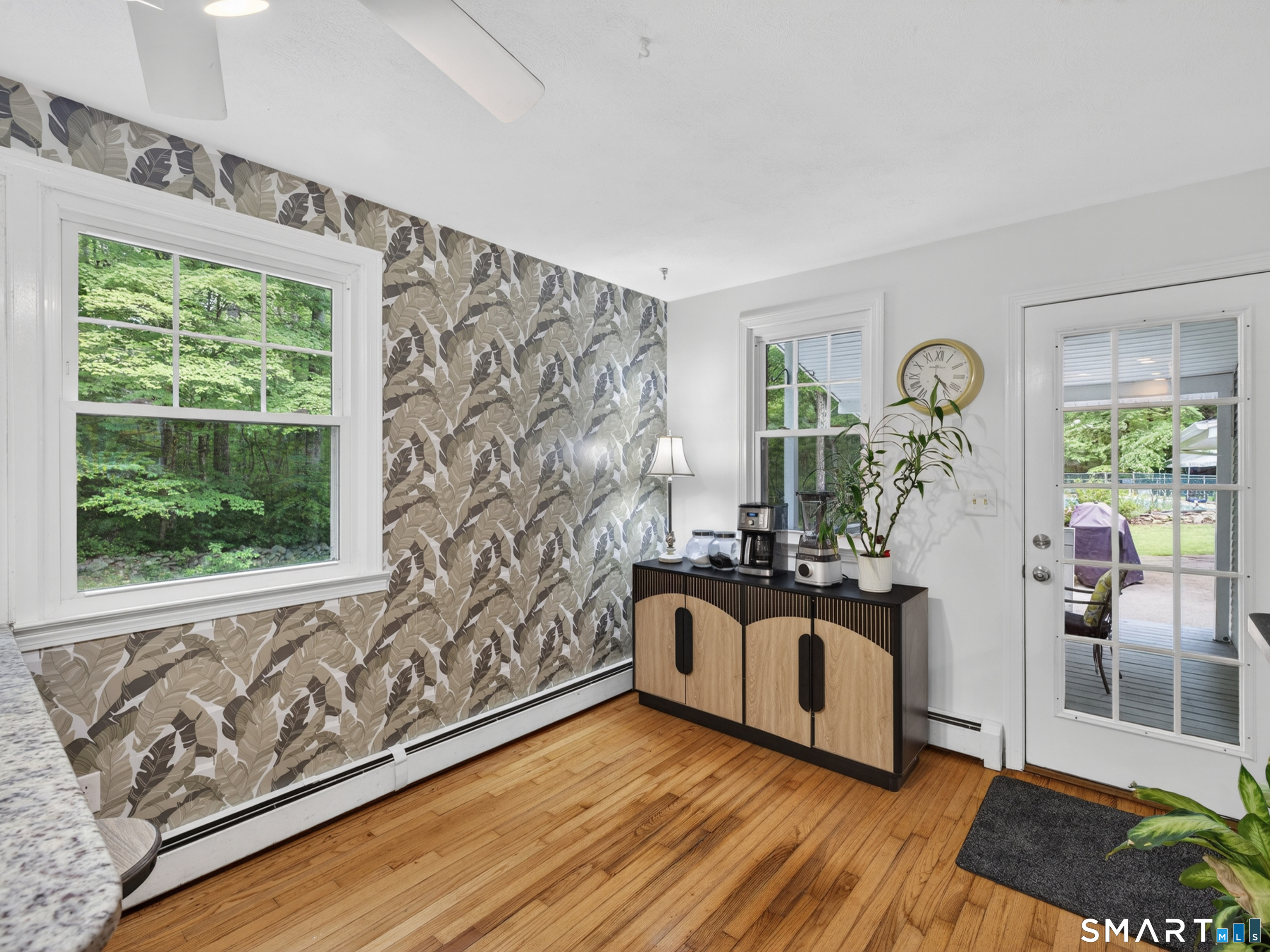 198 Grassy Hill Road East Lyme CT 06333
