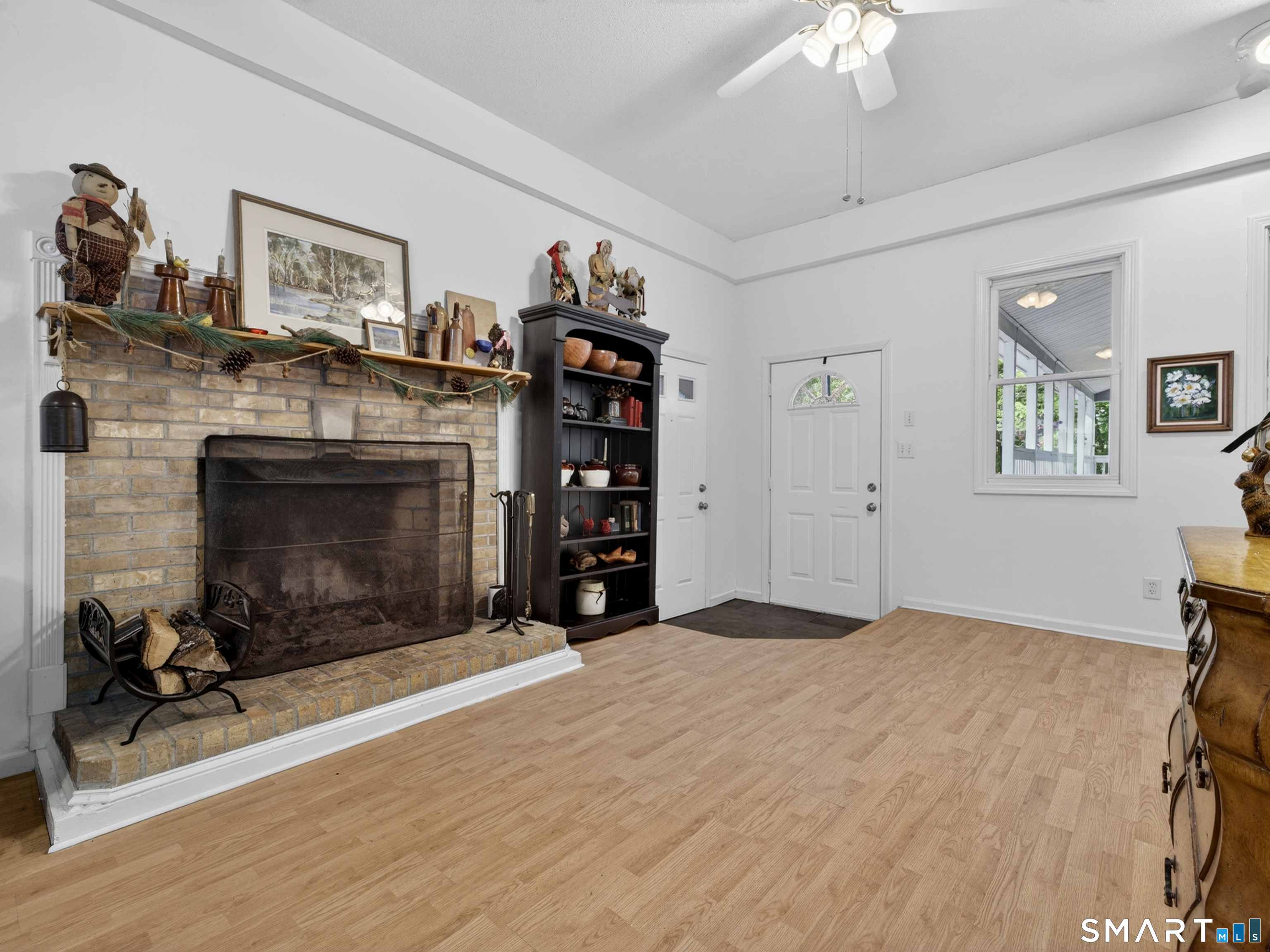 198 Grassy Hill Road East Lyme CT 06333