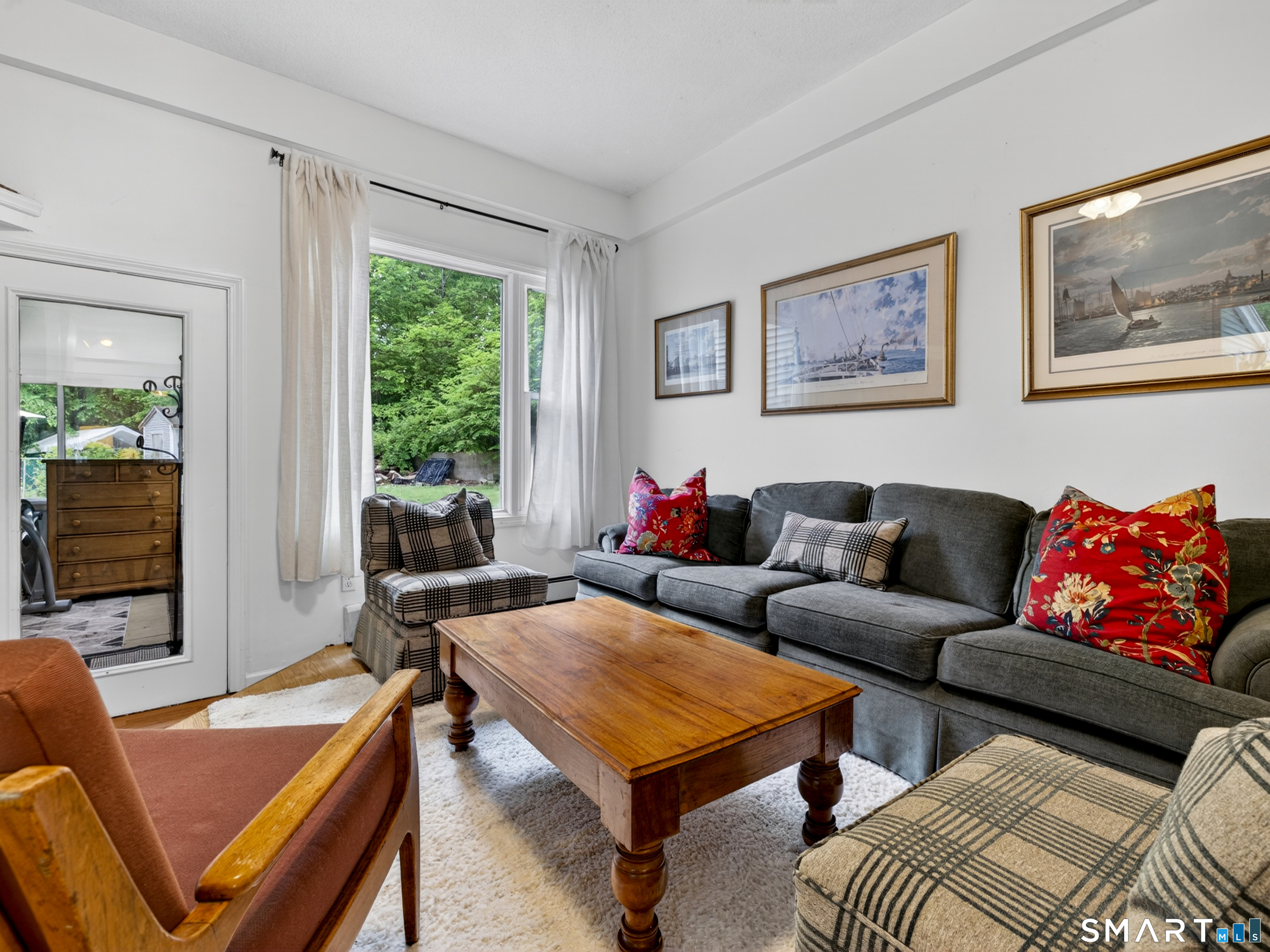 198 Grassy Hill Road East Lyme CT 06333