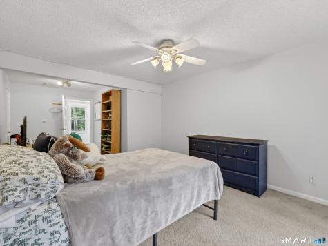 198 Grassy Hill Road East Lyme CT 06333