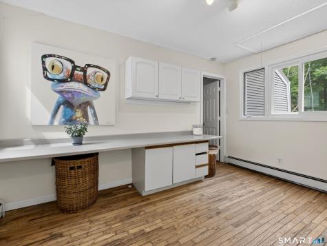 198 Grassy Hill Road East Lyme CT 06333