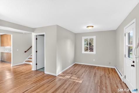 2 Hazel Court Simsbury CT 06070