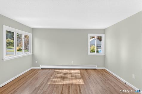 2 Hazel Court Simsbury CT 06070