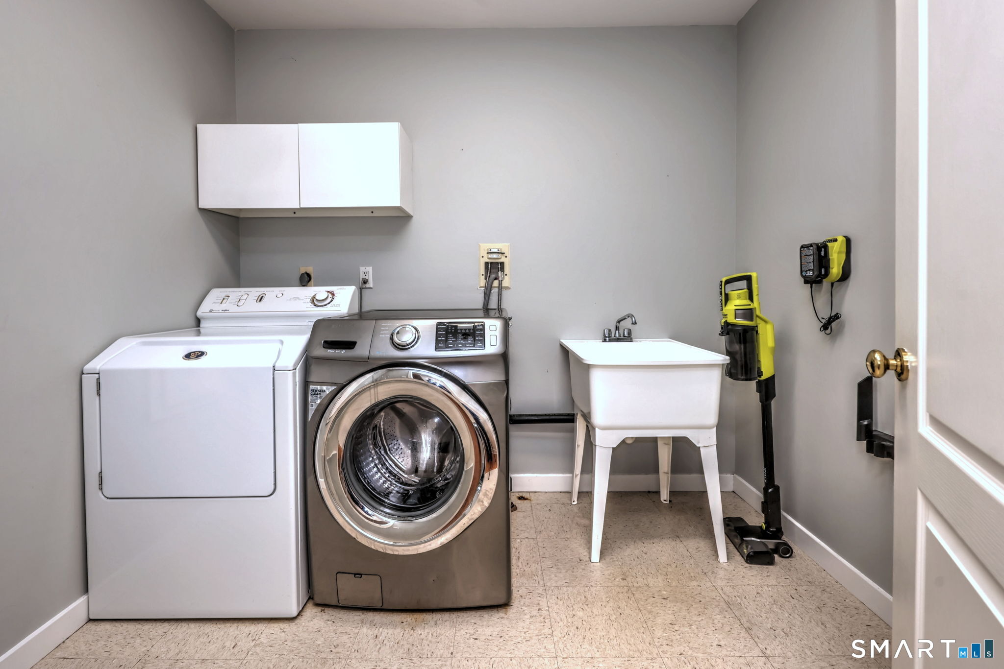 30 Stonewall Lane Monroe CT 06468