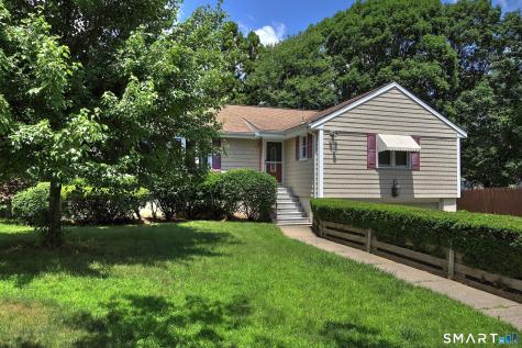 240 Quenby Place Stratford CT 06614