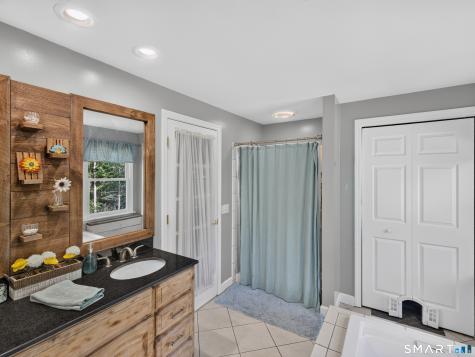 31 Martleshamheath Lane Madison CT 06443