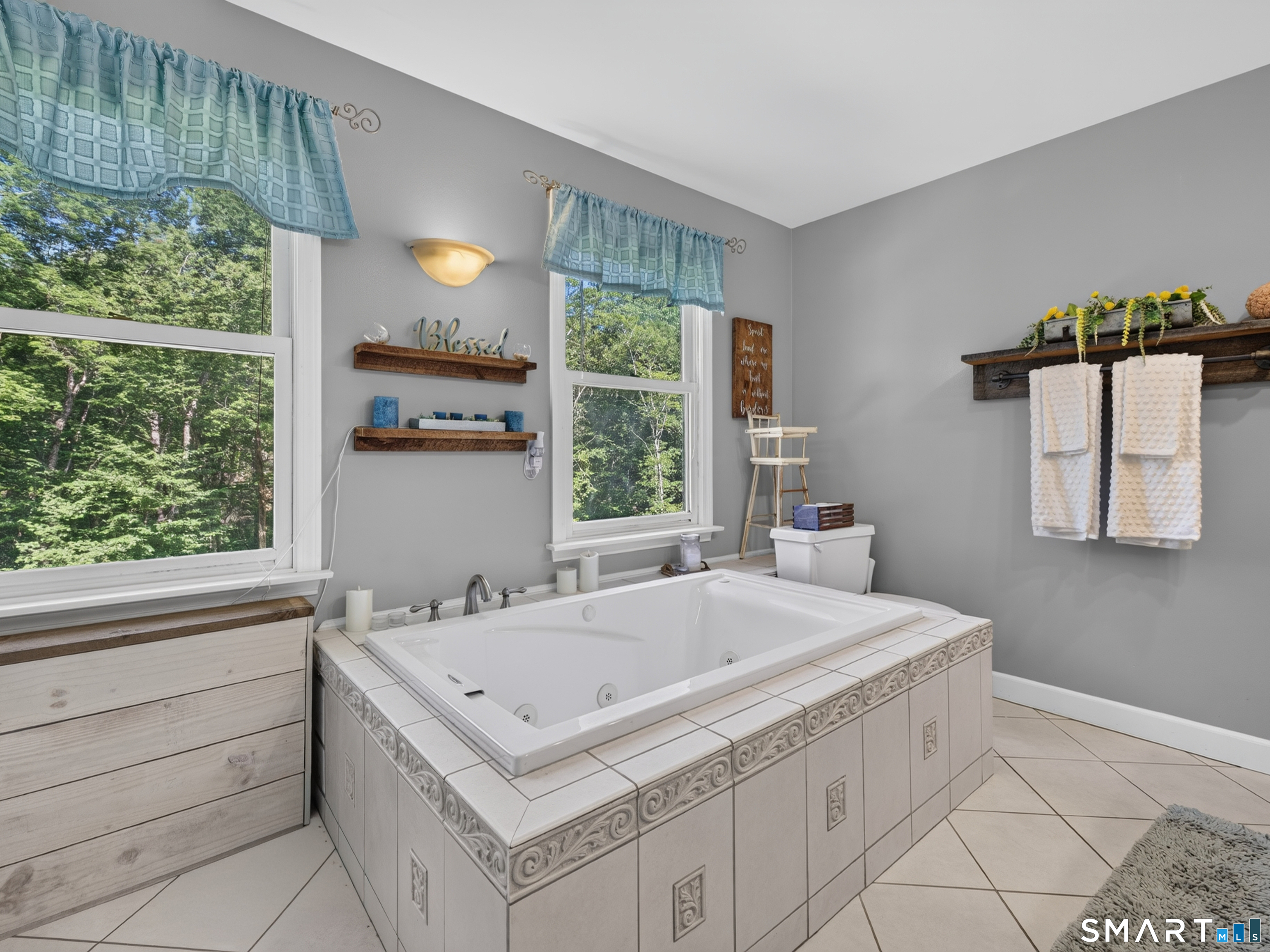 31 Martleshamheath Lane Madison CT 06443