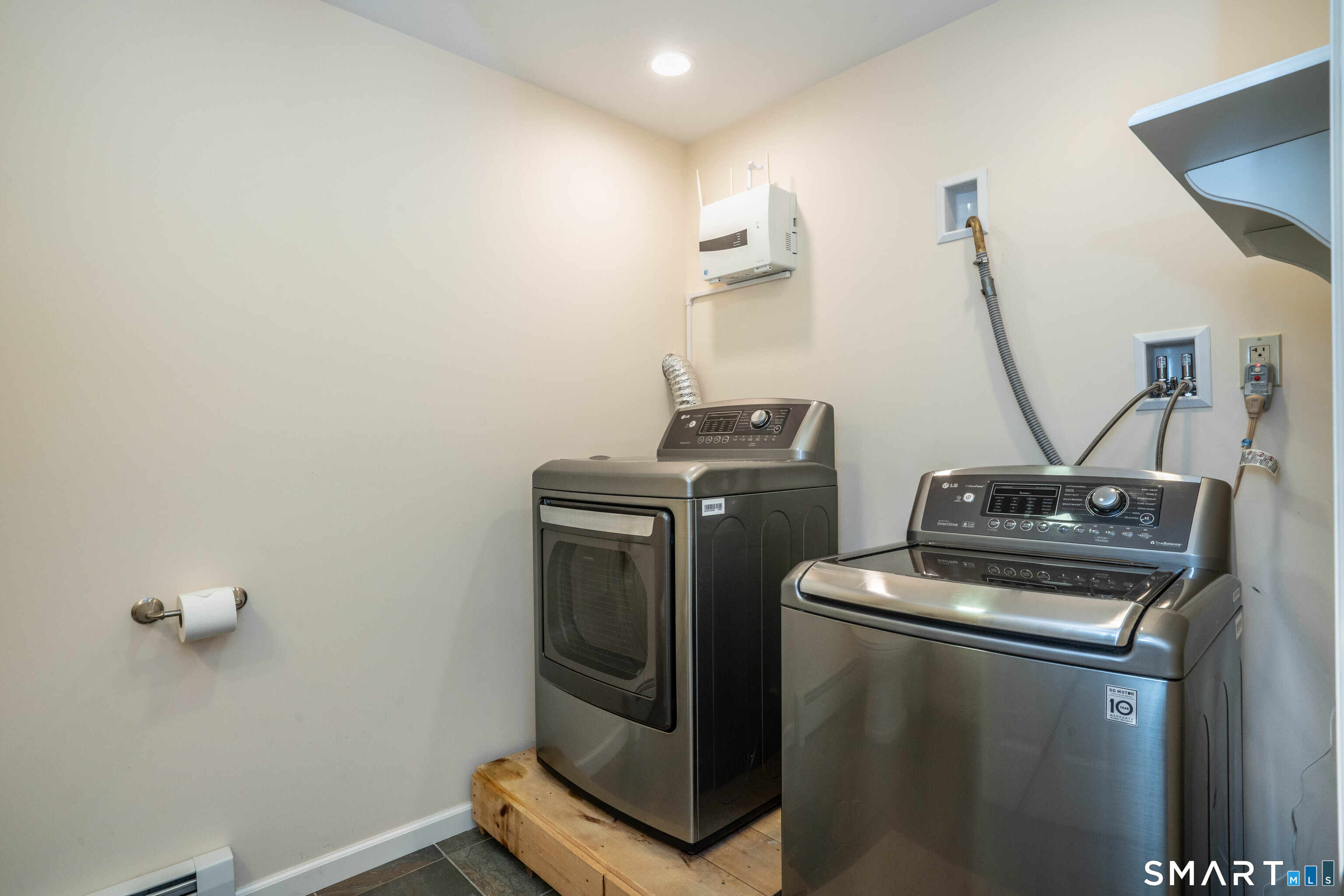 43 High Street Windsor CT 06095