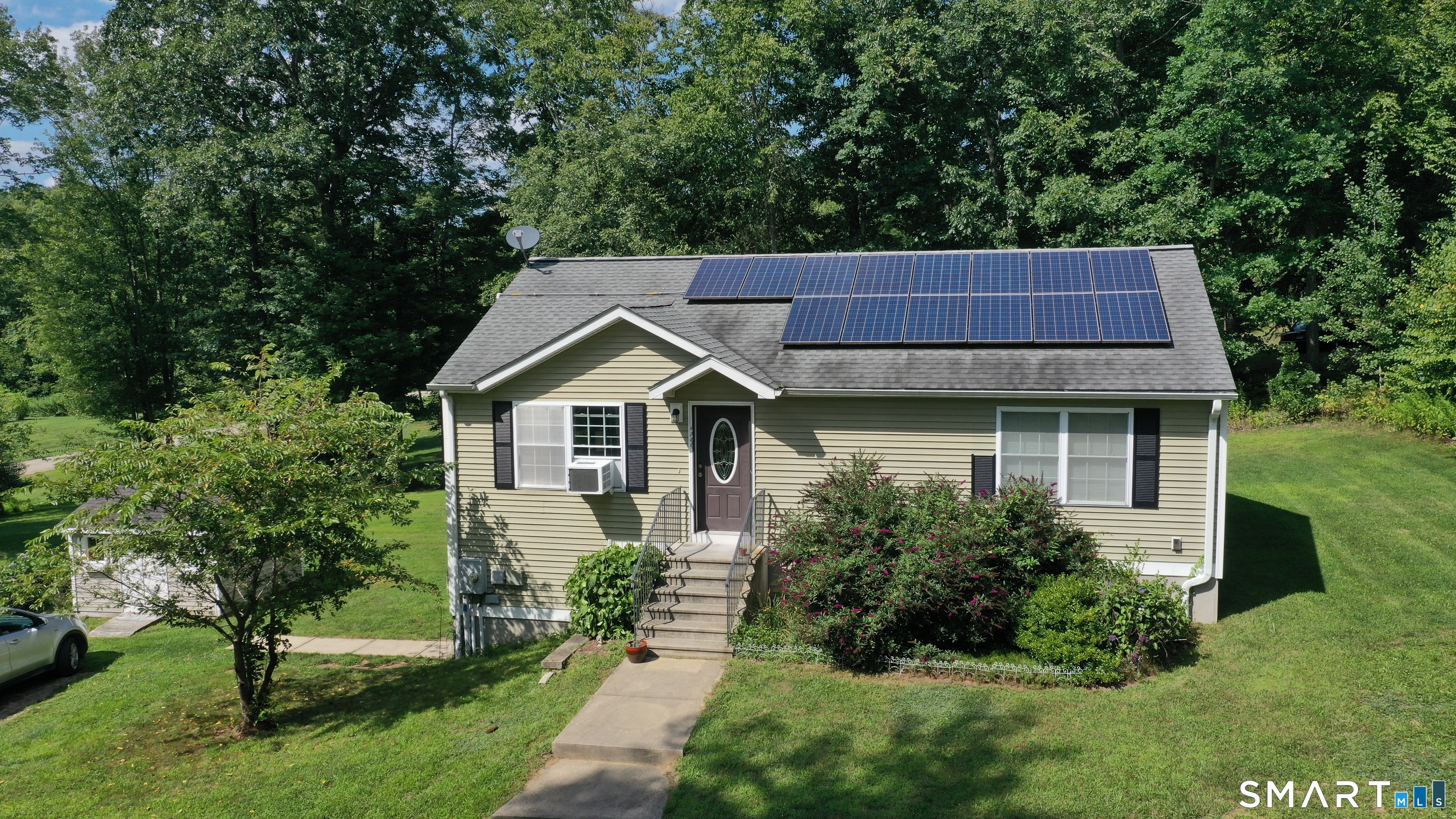 524 Christopher Way Killingly CT 06241