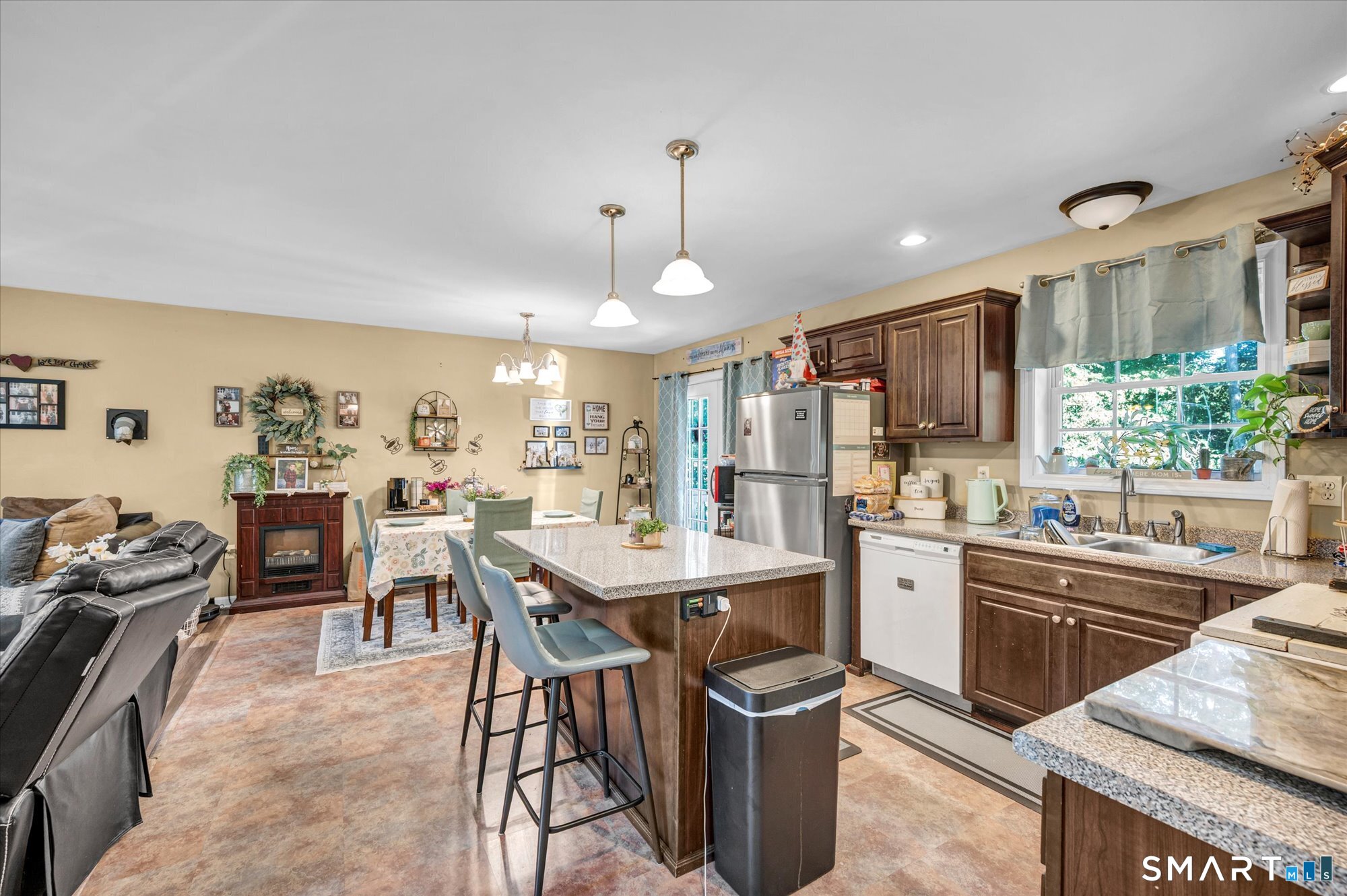 524 Christopher Way Killingly CT 06241
