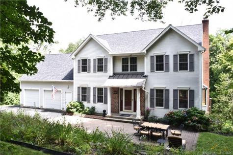 62 Laurel Woods Road Woodbury CT 06798